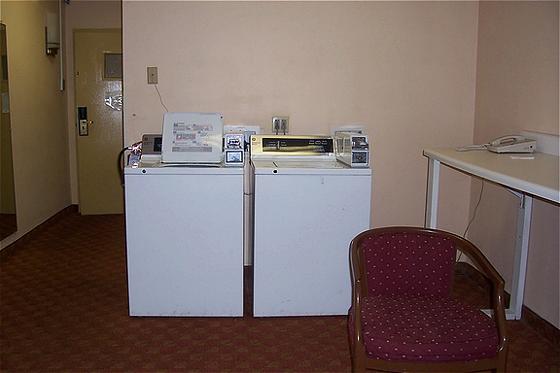 Governor'S Inn & Suites Memphis Facilidades foto